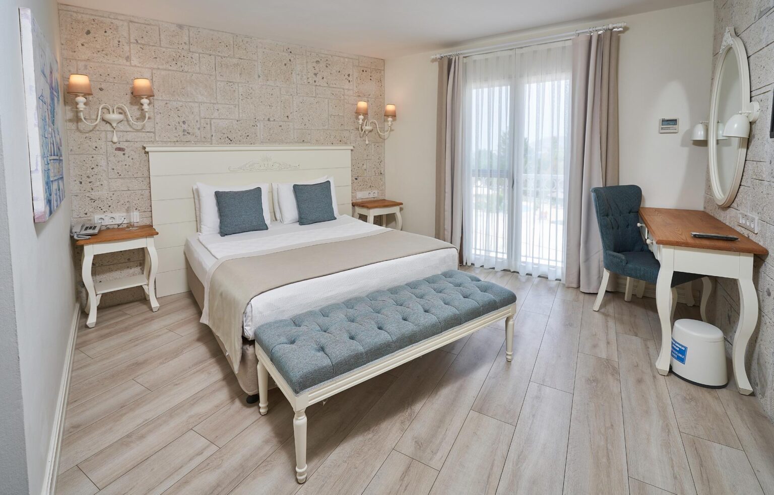 Premium Suite 6